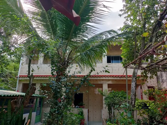 Seu Refúgio Particular de Paz e Espaço - Casa Duplex com Jardim Tropical Exclusivo! ?