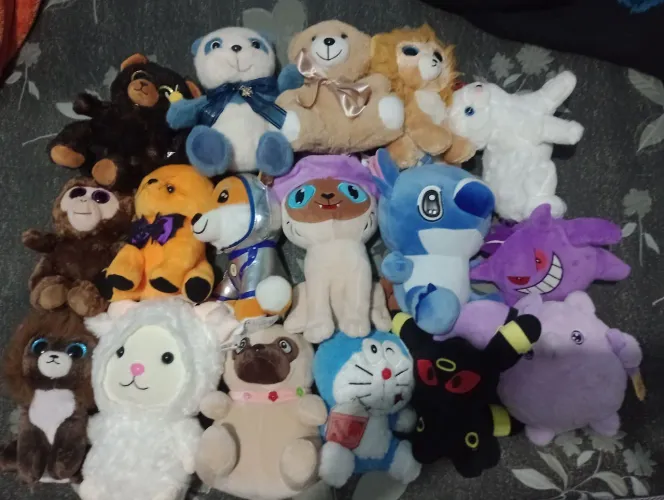 Lote pelucias personagens