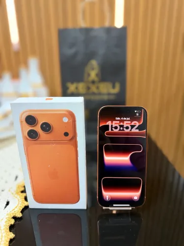 iPhone 17 Pro 256 GB - Orange | NOVO | Bateria 100%