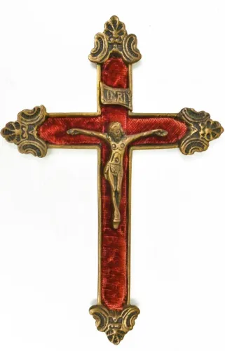 Antigo crucifixo Bronze dourado maciço Revestimento interno em veludo vermelho*