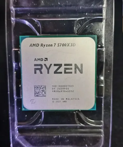 Processador AMD Ryzen 7 5700X3D (Usado) (1 unidade)