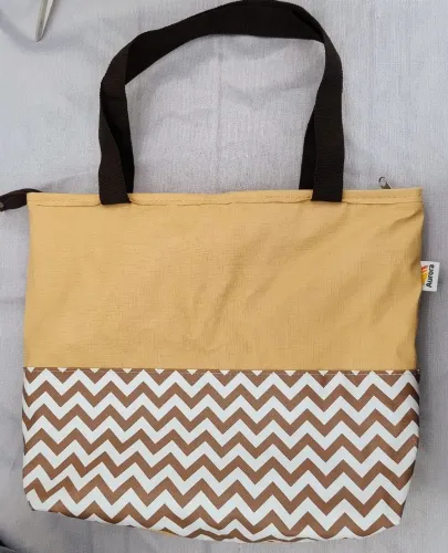 Bolsa térmica 30 por 35cm bege estampada 