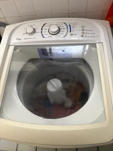 Máquina de lavar roupa Eletrolux