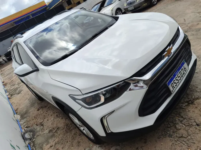 Tracker LT 1.0 turbo 2022 automático