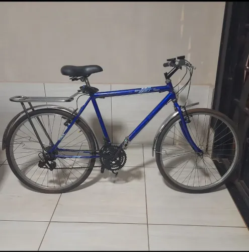 Bicicleta Aro 26 Completa com Marchas e Cadeado - Apenas R$ 200!