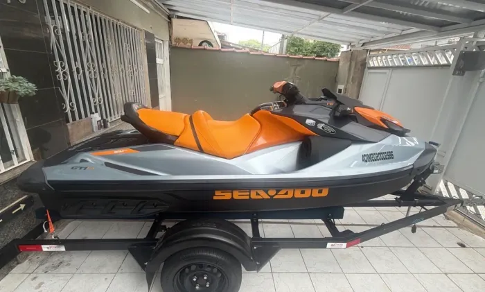 Jet ski seadoo gti170 2020 com 130 horas