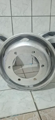 Roda de ferro 6 furos 17,5 X 6 Original Mercedes-Benz