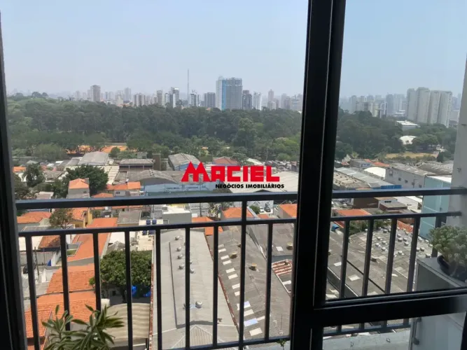 condomínio localizado na Avenida Alberto Ramos, 301, no bairro Jardim Independência, em Sã
