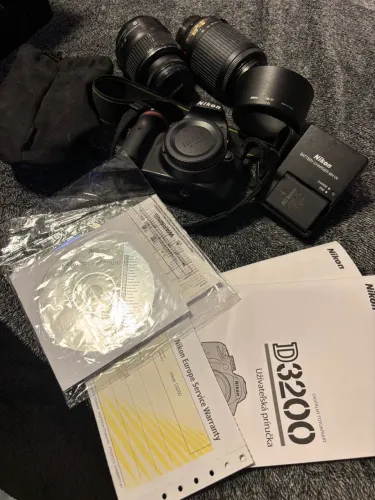 Nikon D3200 + lente 18-55 + carregador bateria
