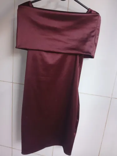 Vestido cetim tomara que caia marsala tamanho P