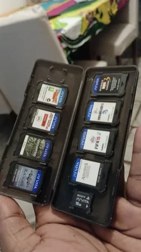 JOGOS PSVITA CADA 100 TUDO 600 R$