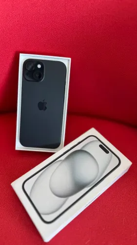 iPhone 15 