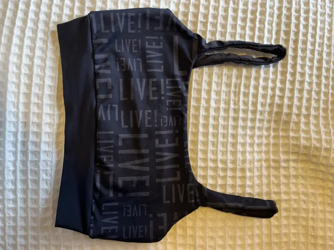top LIVE original, tamanho M, usado apenas uma vez 
