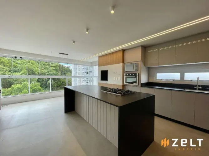 Apartamento com 3 dormitórios à venda, 112 m² por R$ 1.250.000,00 - Vila Nova - Blumenau/S