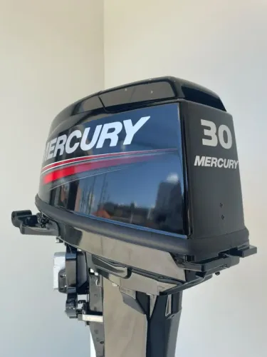 Motor de popa Mercury 30 HP Comando a distância | Forte Nautica