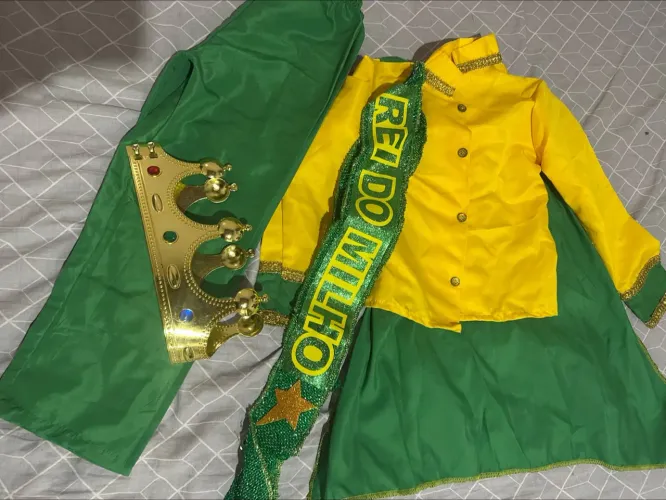 Roupa de rei do milho