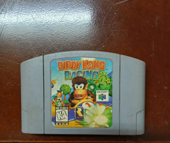 Cartucho Diddy Kong Racing de N64 original