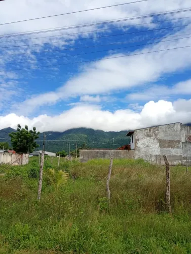 VENDO TERRENO DE ESQUINA ( EM MARANGUAPE)