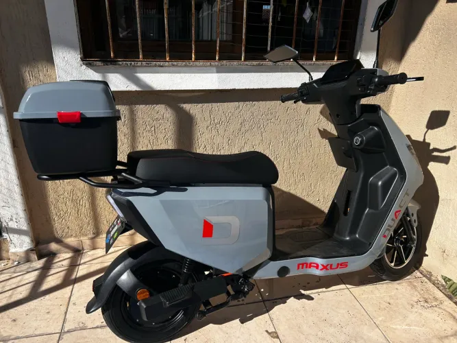 Vendo Scooter Elétrica