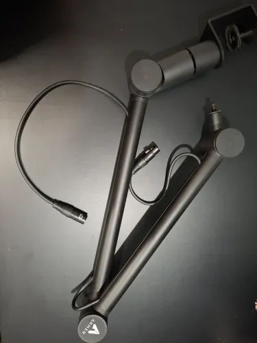 Braço articulado para microfone armer mais cabo xlr