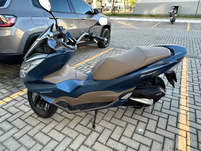 PCX 2024.
