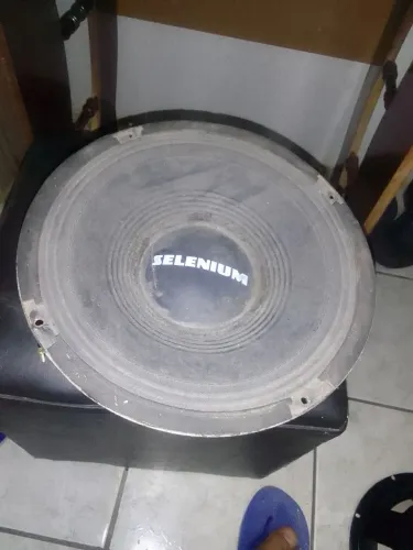 Eccelente alto falante selenio