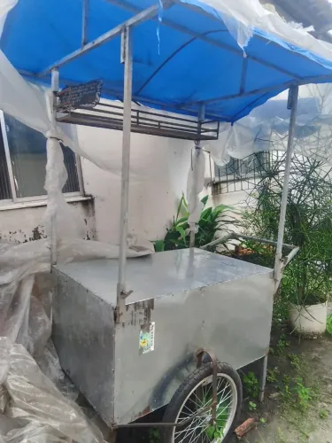 Vendo carrinho de feira 