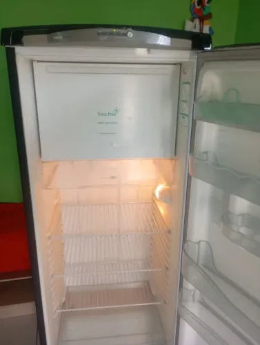 geladeira Consul Frost Free fucinando perfeitamente bem conservada original