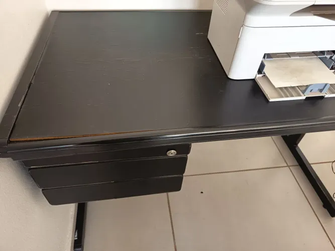 Mesa para escritório computador estudos com duas gavetas
