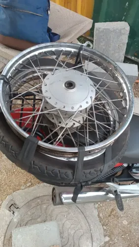 RODAS RAIADAS FAN 125