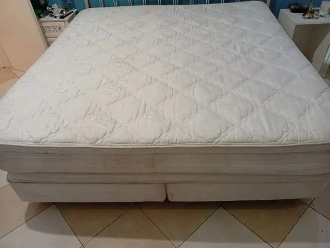 Box com colchão King