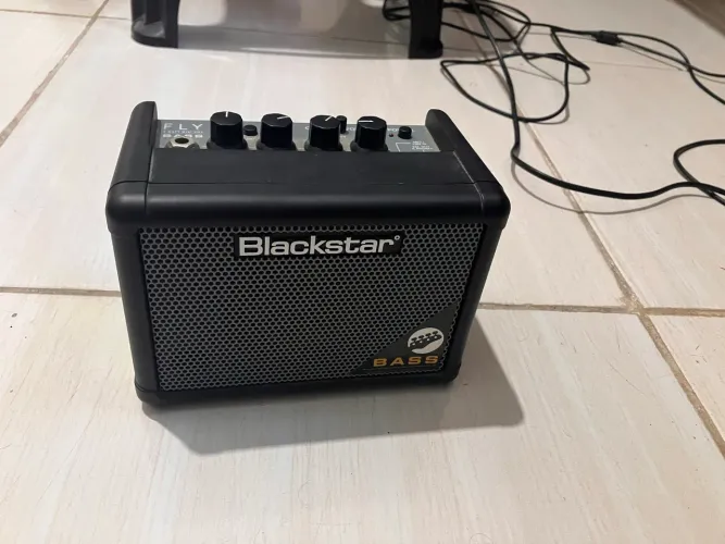 Blackstar fly bass