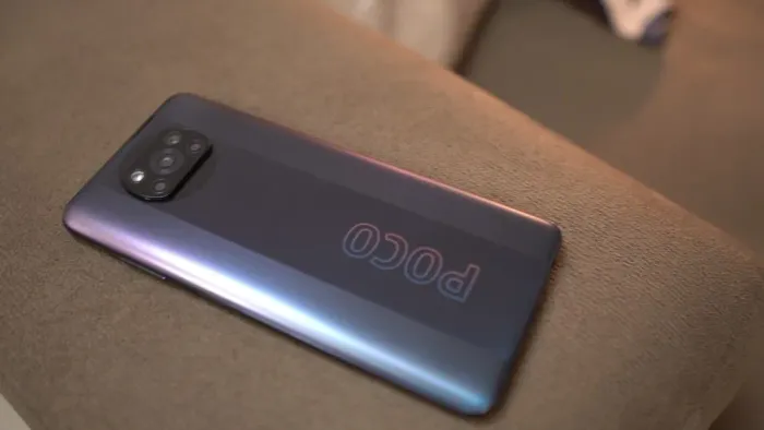 Pocco x3 pro 256g pra retirar peças