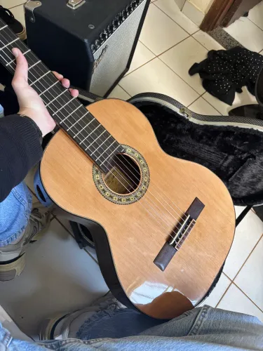 Violão de luthier