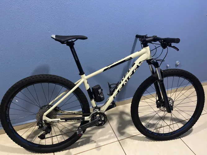 Bike SENSE ROCK EVO ARO 29