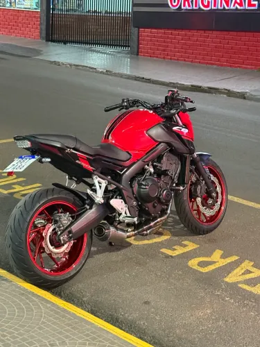 Honda CB650F 2018 | Impecável | Revisada | Pneus Novos