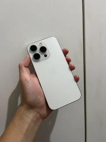 iPhone 15 Pro 256GB - Impecável (Todo Original)