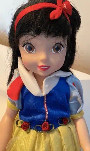 branca de neve boneca disney