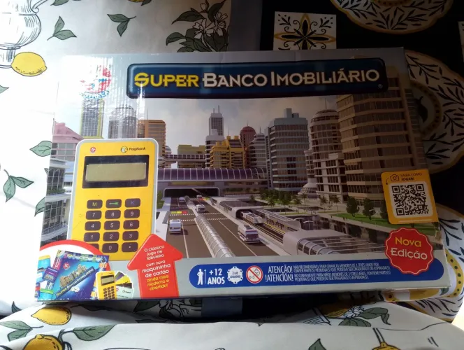 Vendo esse banco imobiliário