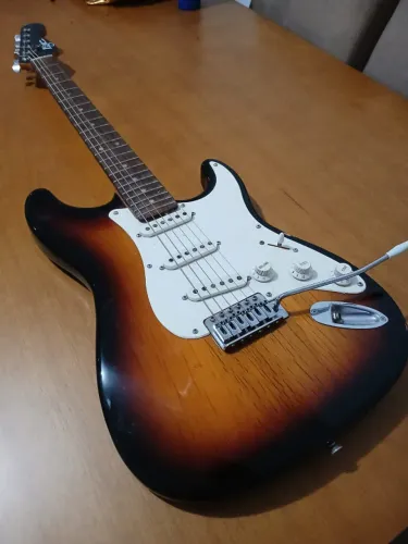 Kit Guitarra Eagle O.G Stratocaster