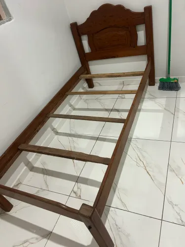 Cama de solteiro