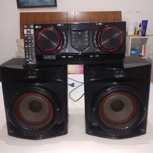 Mini system LG 440w bluetooth CD USB semi novo !!!!!