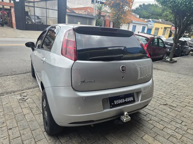Fiat Punto ELX 1.4 Fire Flex 8V 5P 2010