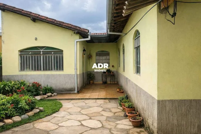 Casa Residencial à venda em Belo Horizonte (Vera Cruz) | 7 quartos, 4 banheiros e 6 vagas