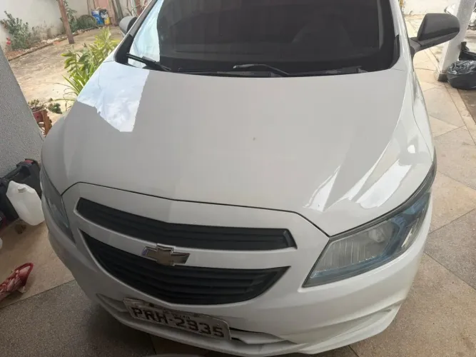 Chevrolet Onix JOY Hatch 1.0 8V Flex Mec. 4P 2018