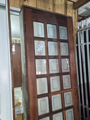 Porta madeira e vidro 0.70 × 2.10