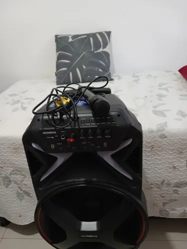 Vende-se um aparelho de som
