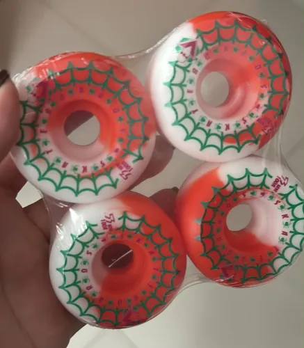 Roda Bones