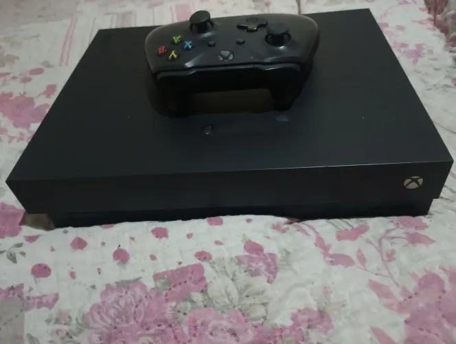 X Box One X 1Tb