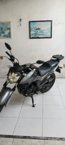 Yamaha fazer 250